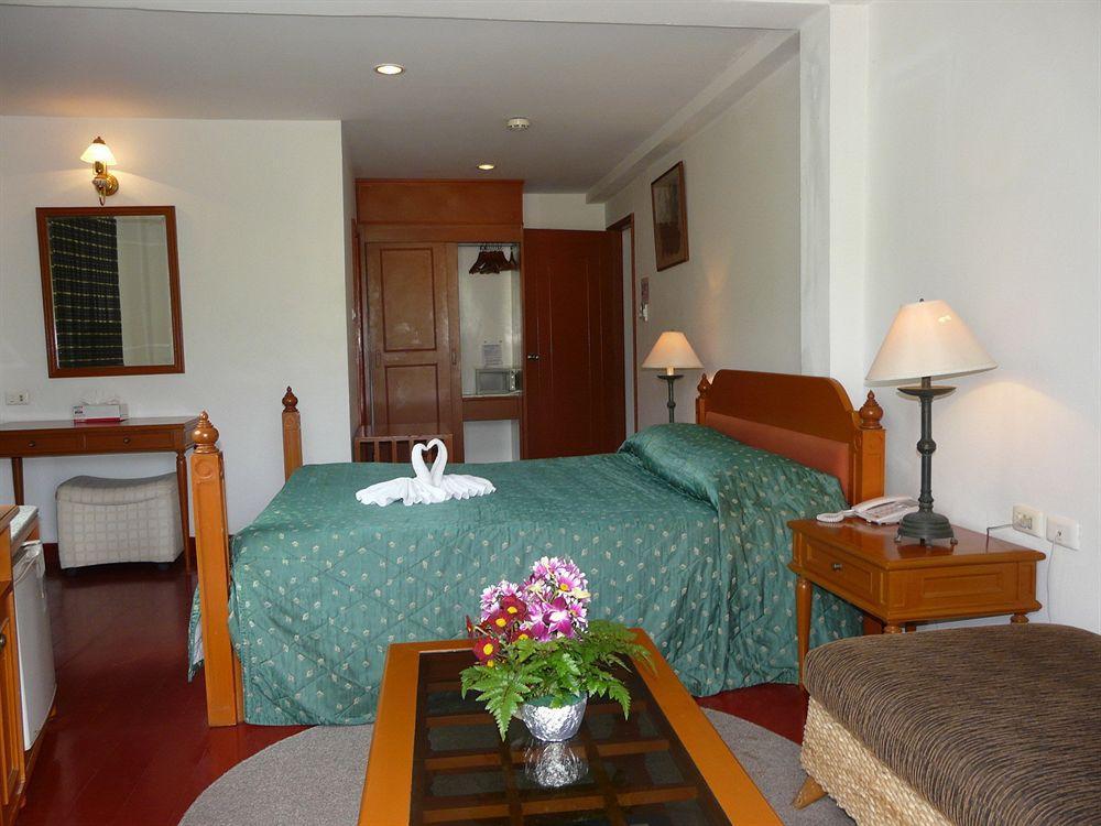 Orchid Hotel And Spa Kalim Bay Patong Exterior photo